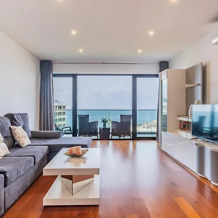 Apartment Atlantic Getaway By Lovelystay *